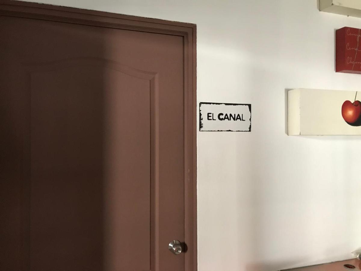Culturahumana Guesthouse Panama City Ngoại thất bức ảnh