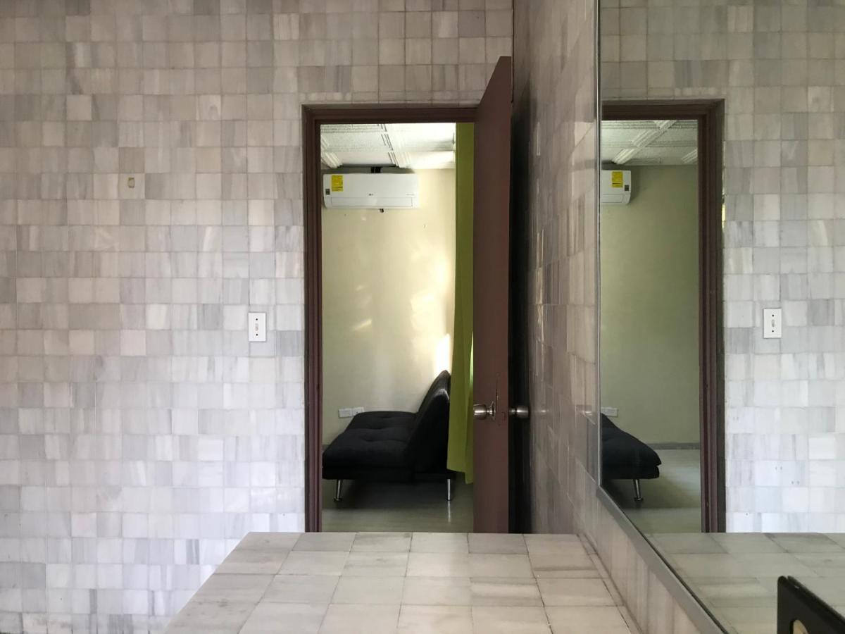 Culturahumana Guesthouse Panama City Ngoại thất bức ảnh