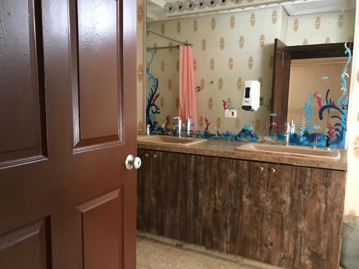 Culturahumana Guesthouse Panama City Ngoại thất bức ảnh