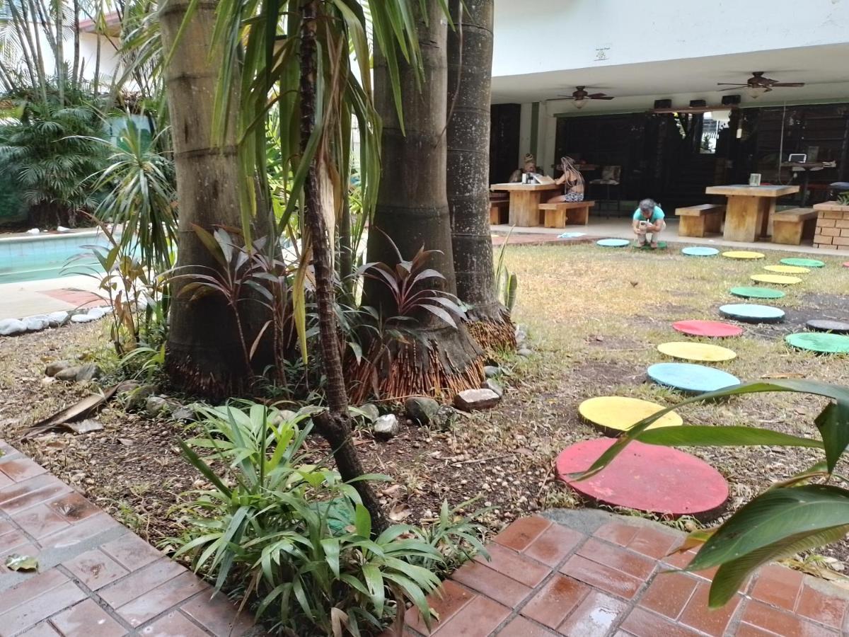 Culturahumana Guesthouse Panama City Ngoại thất bức ảnh